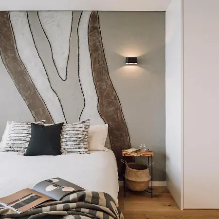 Efe - 3 Bedrooms In Lapa Лиссабон