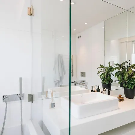 Efe - 3 Bedrooms In Lapa * Lisbon